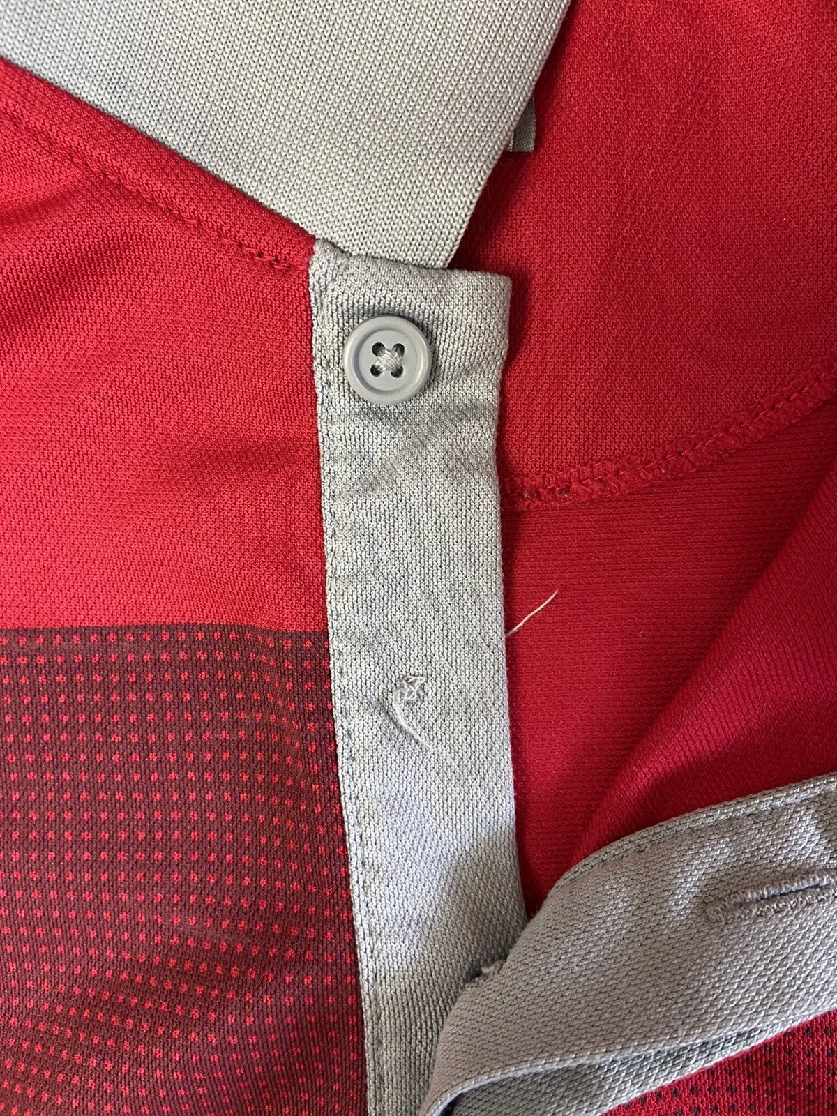 Nike Vintage Nike Arsenal FC Polo Shirt Size US XXL / EU 58 / 5 - 10 Thumbnail