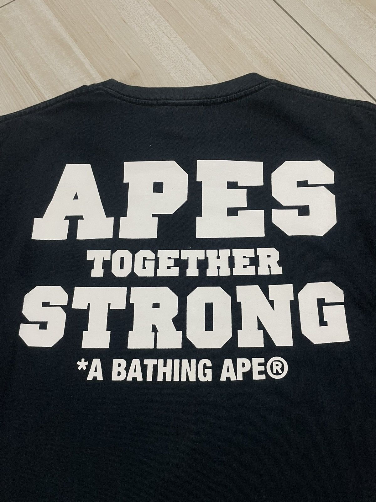 Bape *Apes Together Strong* A Bathing Ape Size US L / EU 52-54 / 3 - 1 Thumbnail