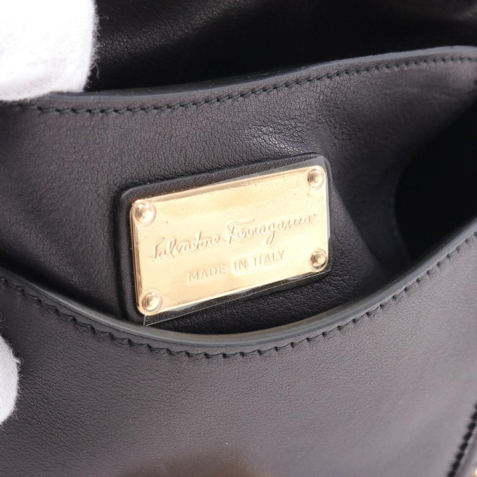 Salvatore Ferragamo tudio Bag tudded Top Handle