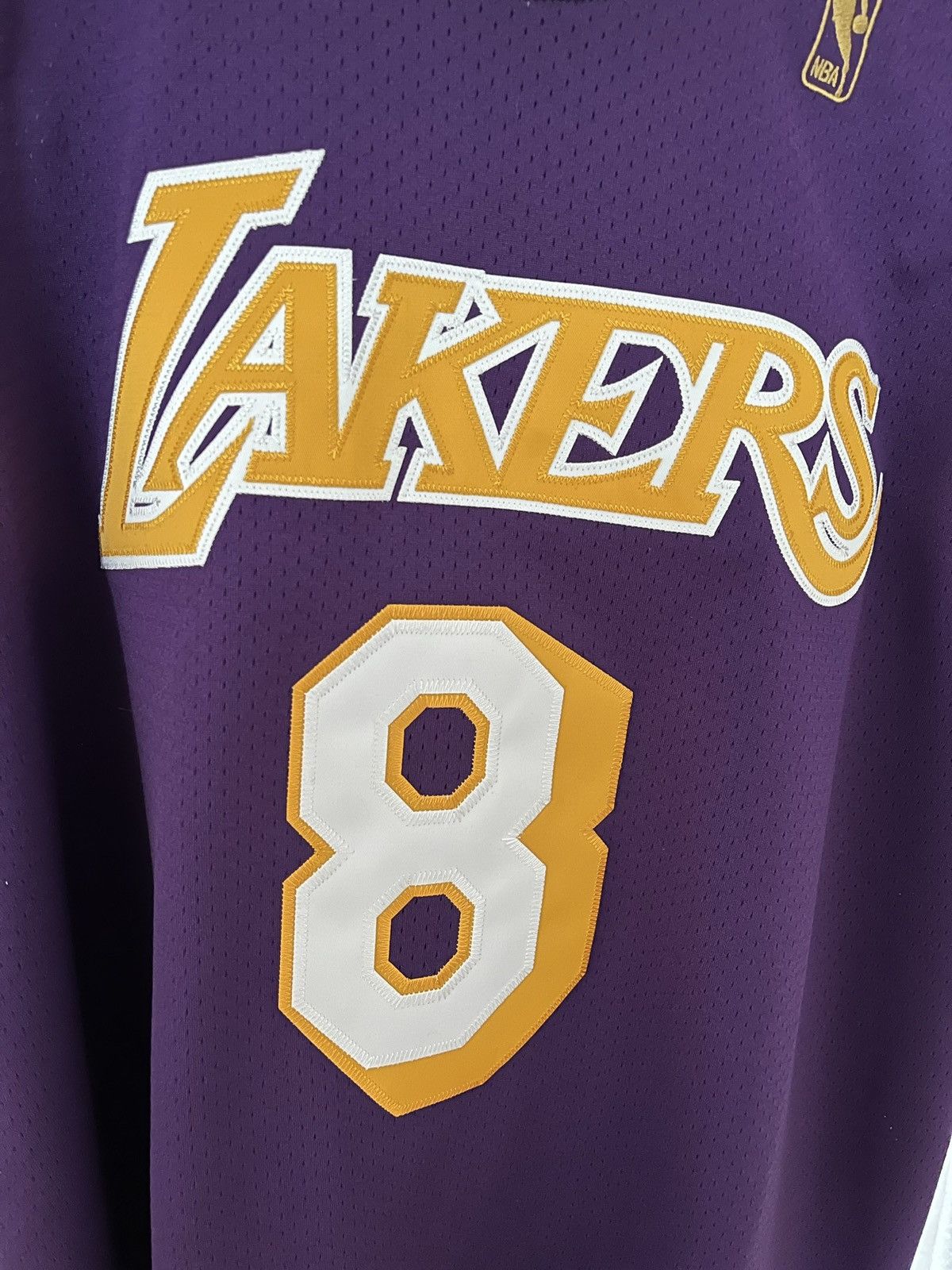 Mitchell & Ness LOS ANGELES LAKERS 1996-97 - KOBE BRYANT #8 Size US XXL / EU 58 / 5 - 3 Thumbnail