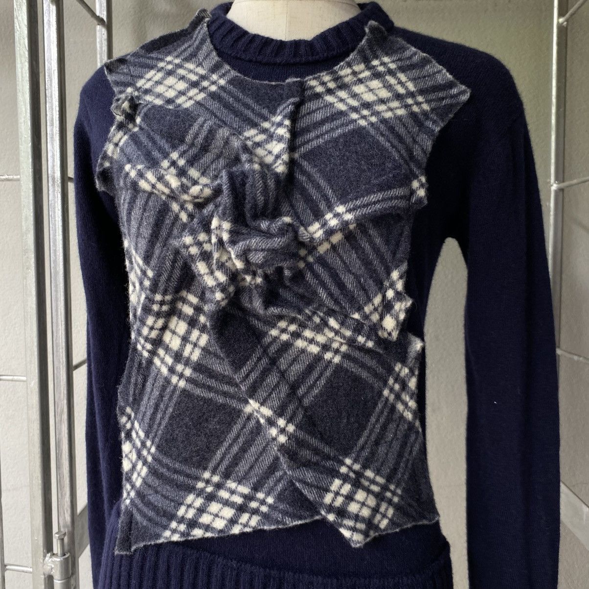 Japanese Brand A/T Navy Blue Sweater with Plaid Ruffle Front Size S / US 4 / IT 40 - 11 Thumbnail