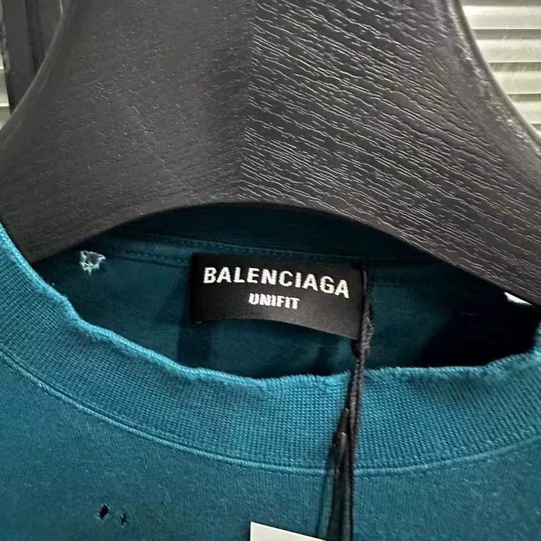 Balenciaga Balenciaga Distressed Double B Scissors Long Sleeve Size US M / EU 48-50 / 2 - 2 Thumbnail
