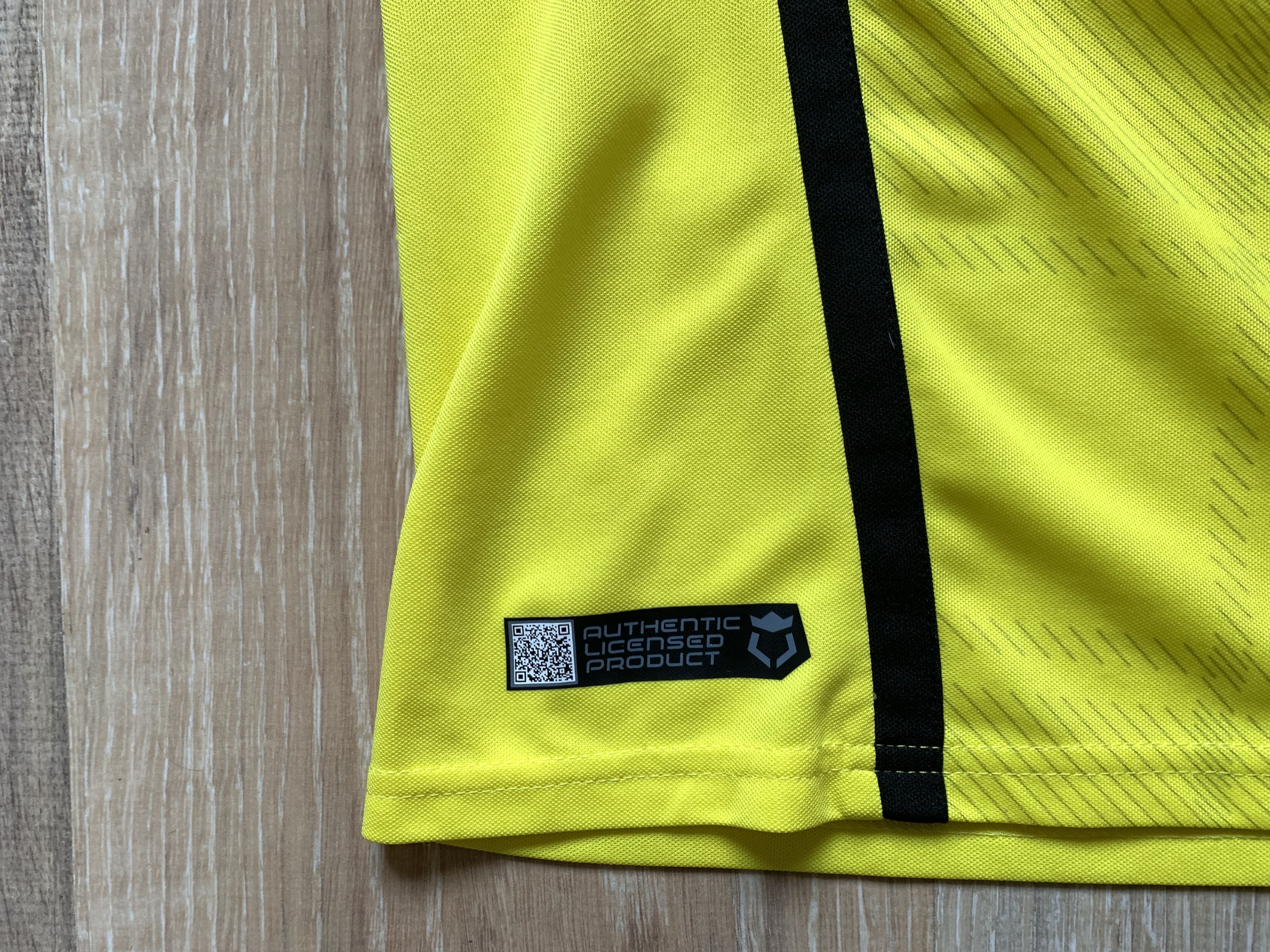 Puma × Vintage Vintage Puma Borussia Dortmund Football Jersey #11 Reus Size US S / EU 44-46 / 1 - 5 Thumbnail