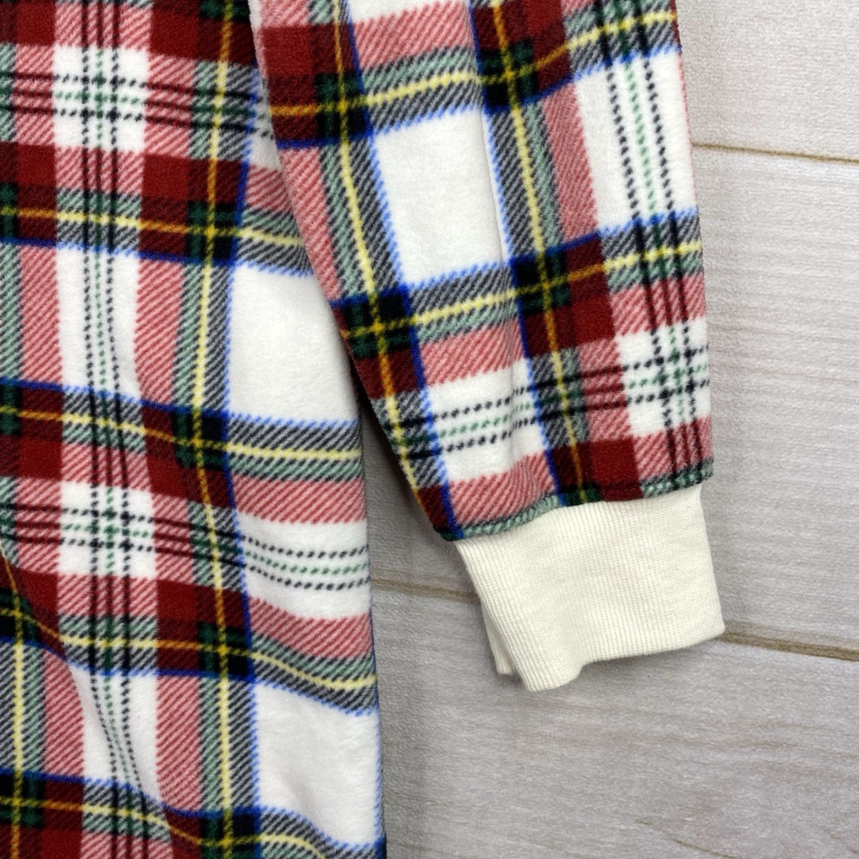 Old Navy NWT Old Navy Womens Pajamas Sz S Plaid Fleece Cozy Shortall Romper Shorts 1 Pc Size 28" / US 6 / IT 42 - 4 Thumbnail