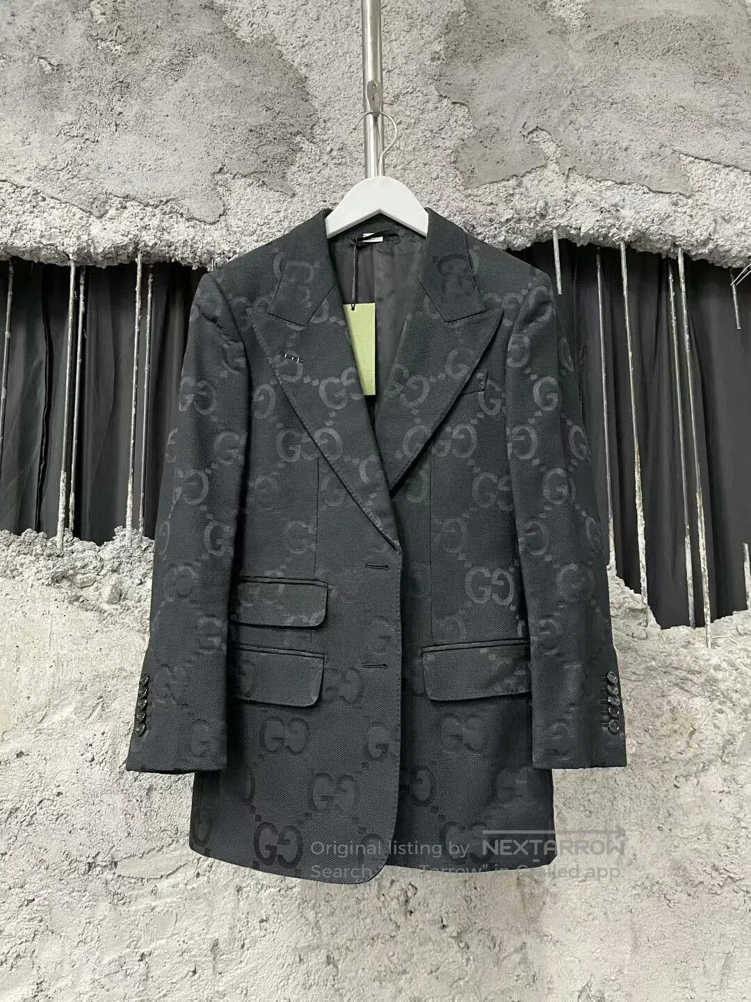 Gucci gucci dark logo suit jacket size 36. Size US S / EU 44-46 / 1 - 1 Thumbnail