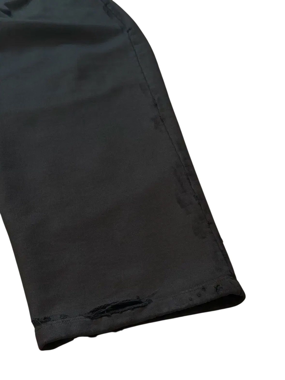 Balenciaga Balenciaga Distressed Baggy Sweatpants Size US 31 - 3 Thumbnail