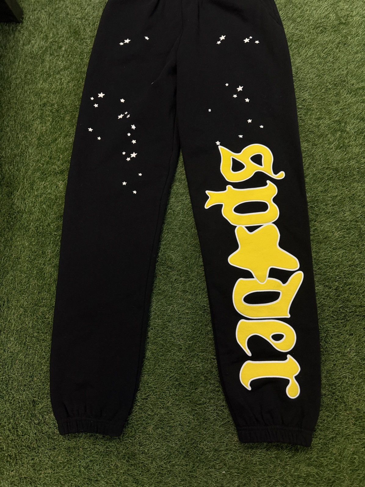 Sp5der Sp5der Worldwide Black Yellow Sweatpants Size XS (NEW) Size US 29 - 2 Thumbnail