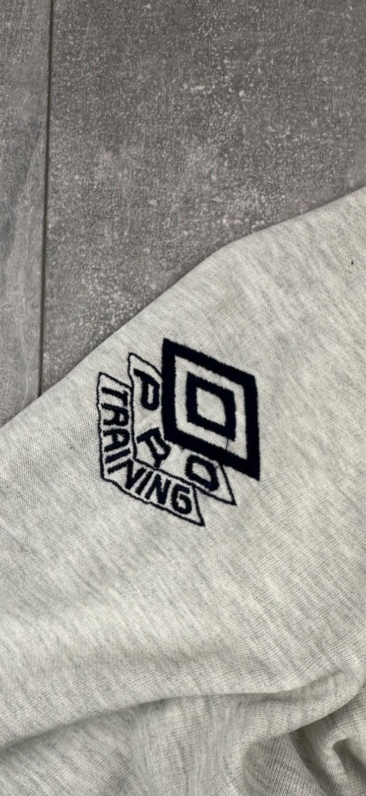 Umbro Umbro Pro Training Vintage Sweatshirt 90s Sportswear Size US S / EU 44-46 / 1 - 16 Thumbnail