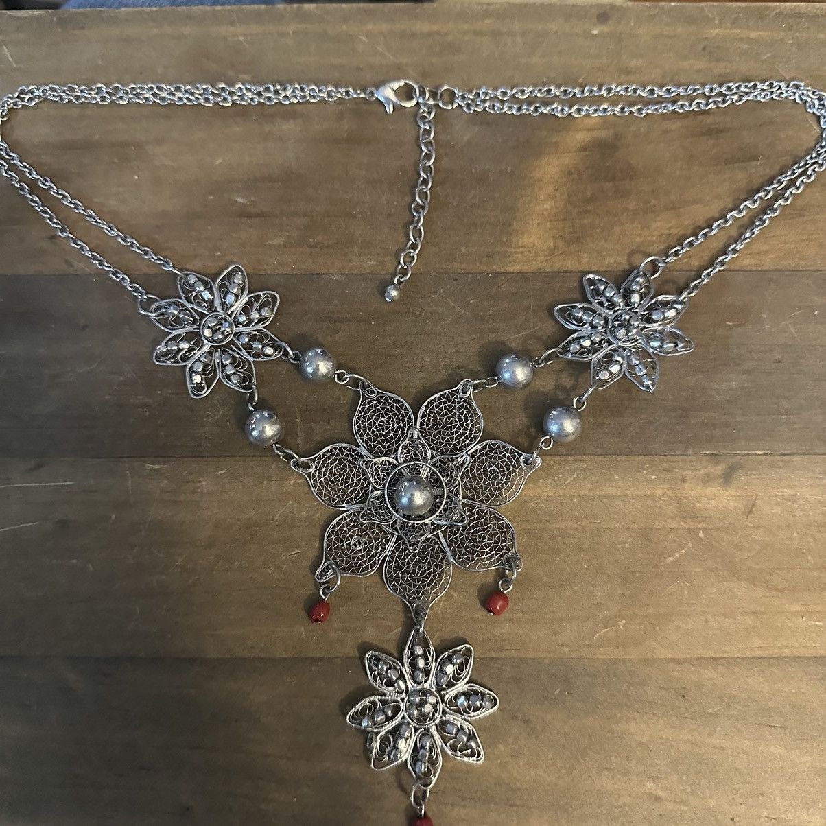 Other Intricate hand crafted sculptured flower statement necklace Size ONE SIZE - 3 Thumbnail
