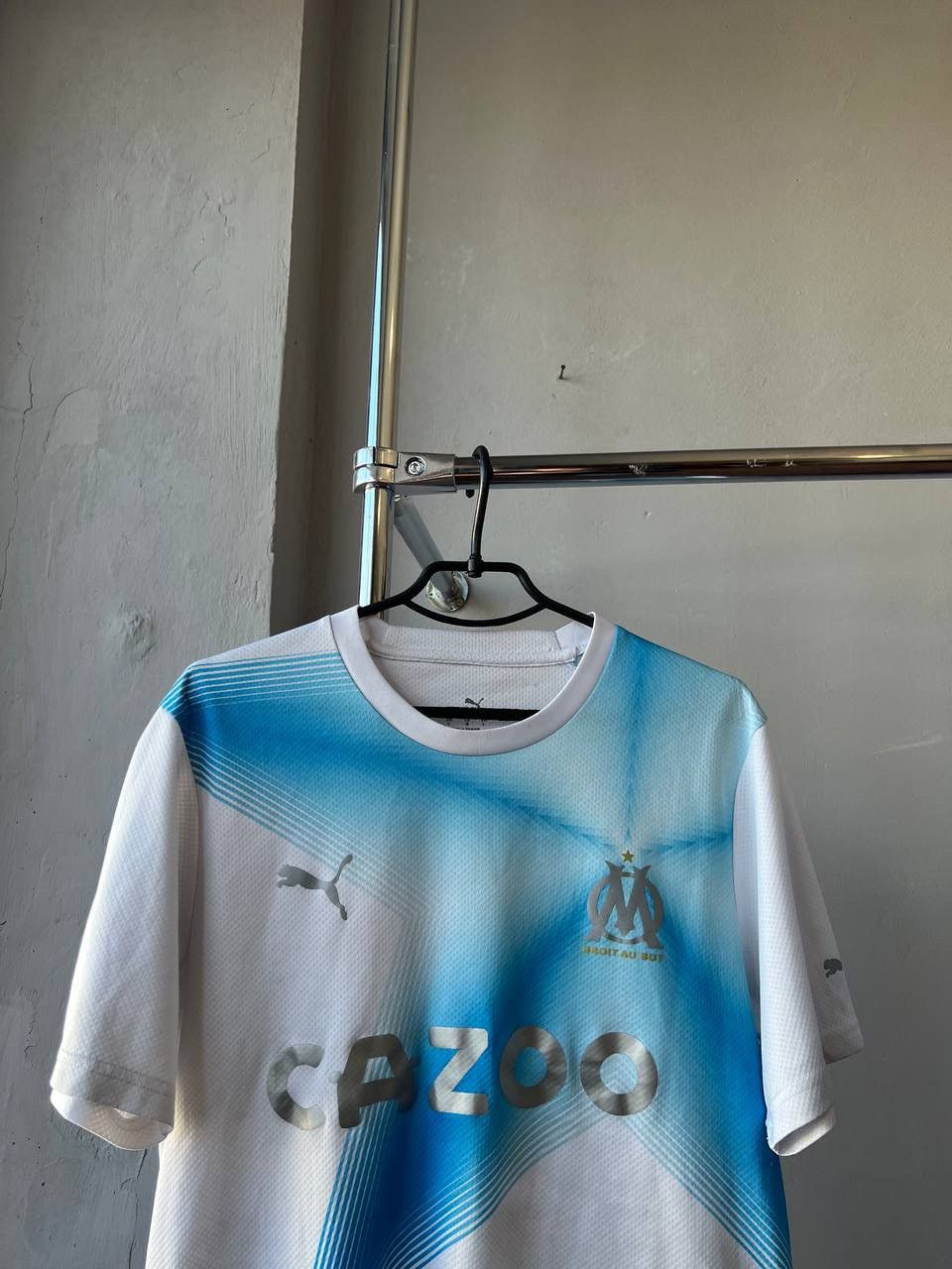 Puma 2023/24 OLYMPIQUE MARSEILLE SPECIAL SOCCER FOOTBALL JERSEY L Size US L / EU 52-54 / 3 - 3 Thumbnail