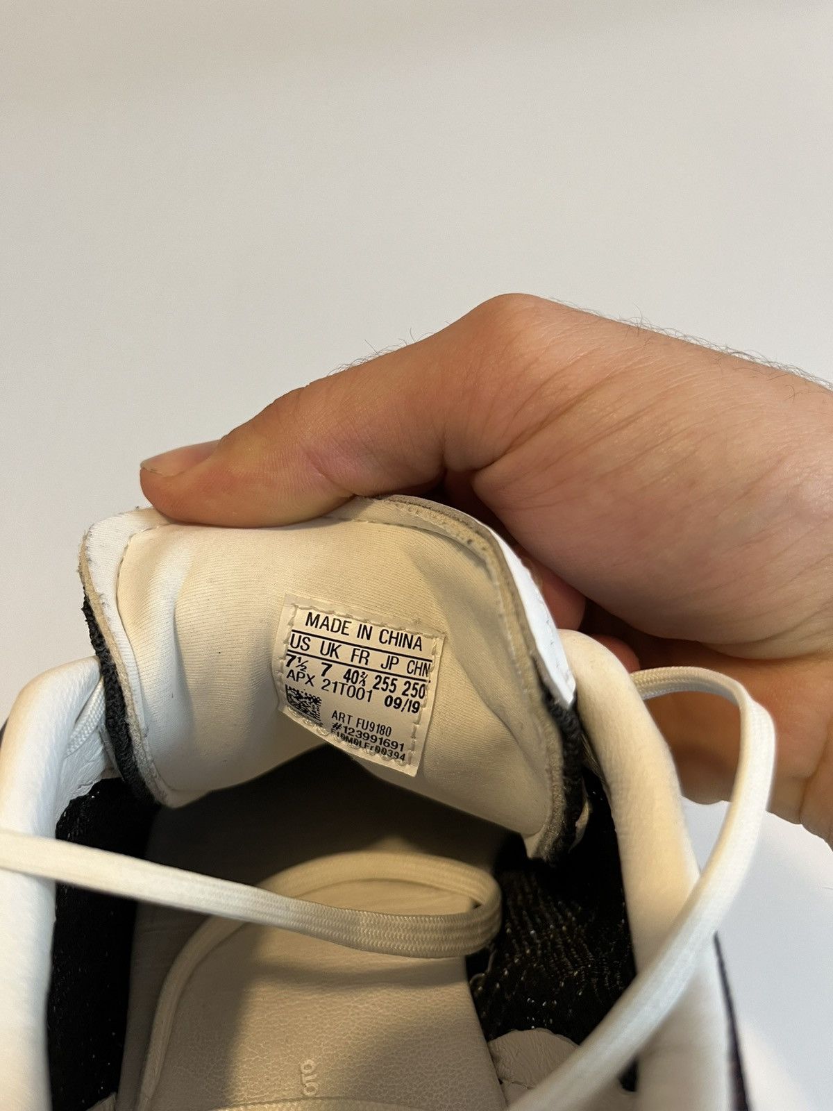 Yohji Yamamoto Adidas X Yohji Yamamoto Trainers Rhisu Run Streetwear Size US 7 / EU 40 - 7 Thumbnail