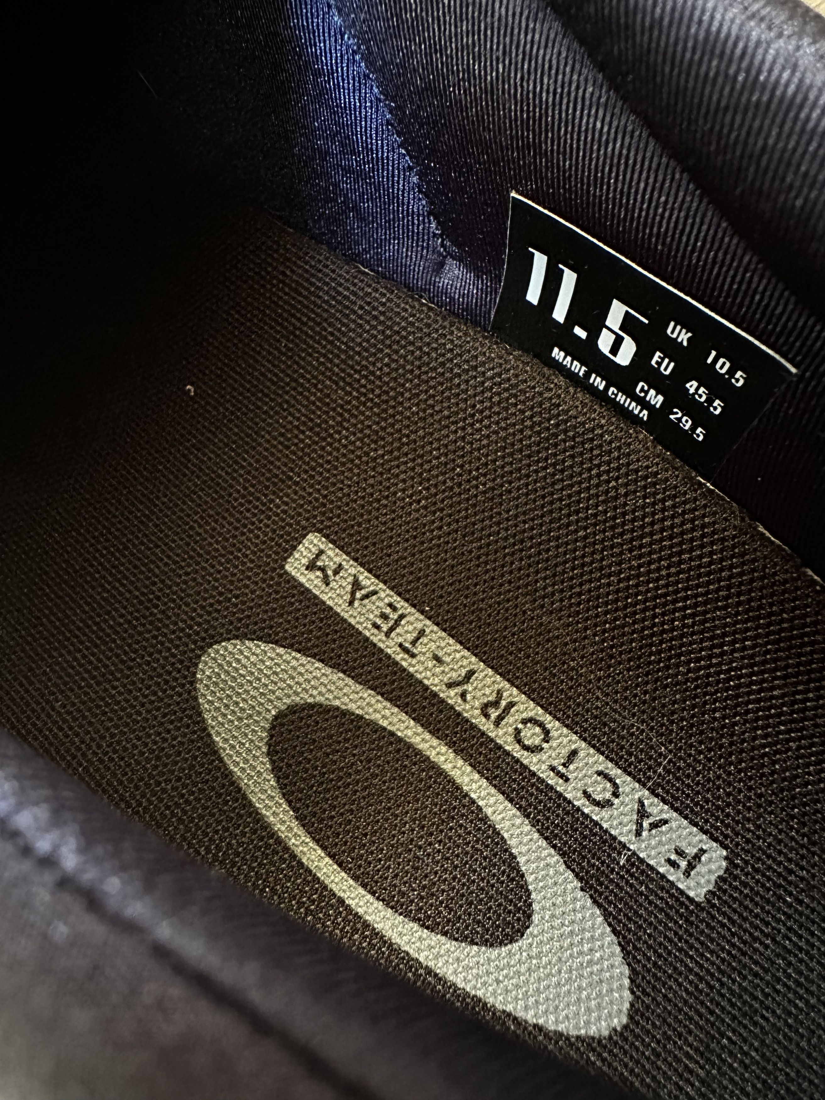 Brain Dead × Oakley Oakley x Braind Dead Factory Team Flesh Size US 11.5 / EU 44-45 - 7 Thumbnail