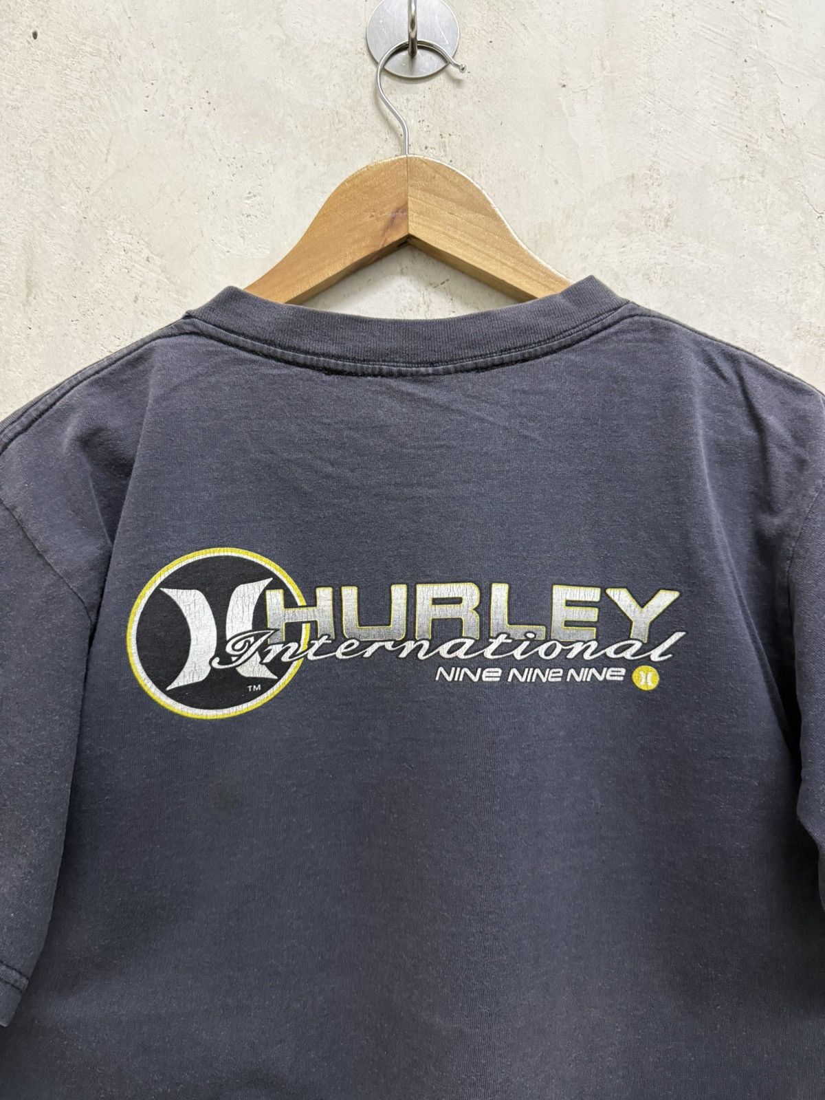 Hurley 2000s Faded Hurley Surf Hawaiian Tshirt Size US M / EU 48-50 / 2 - 2 Thumbnail