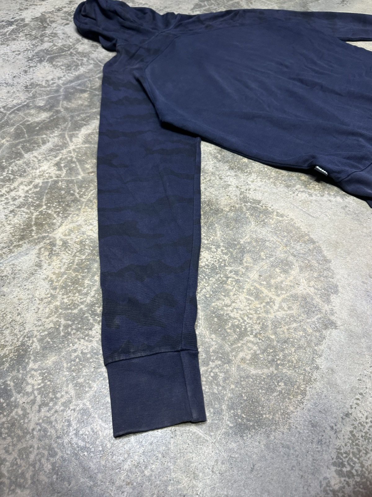 Diesel × Japanese Brand × Vintage Sun Faded 🔥 Vintage Y2K Diesel Hoodie Rare Size US XXL / EU 58 / 5 - 17 Thumbnail