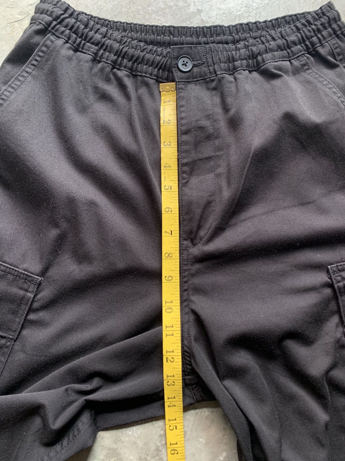 GU × Japanese Brand × Yohji Yamamoto Gu Super Wide Yohji Yamamoto Style Cargo Pants Size US 30 / EU 46 - 13 Thumbnail