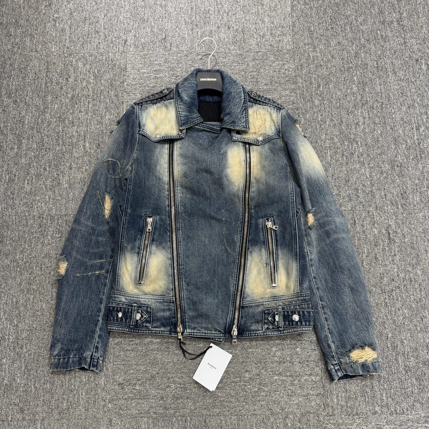 Balmain Balmain Distressed Denim Padded Jacket L NWT Size L / US 10 / IT 46 - 1 Thumbnail
