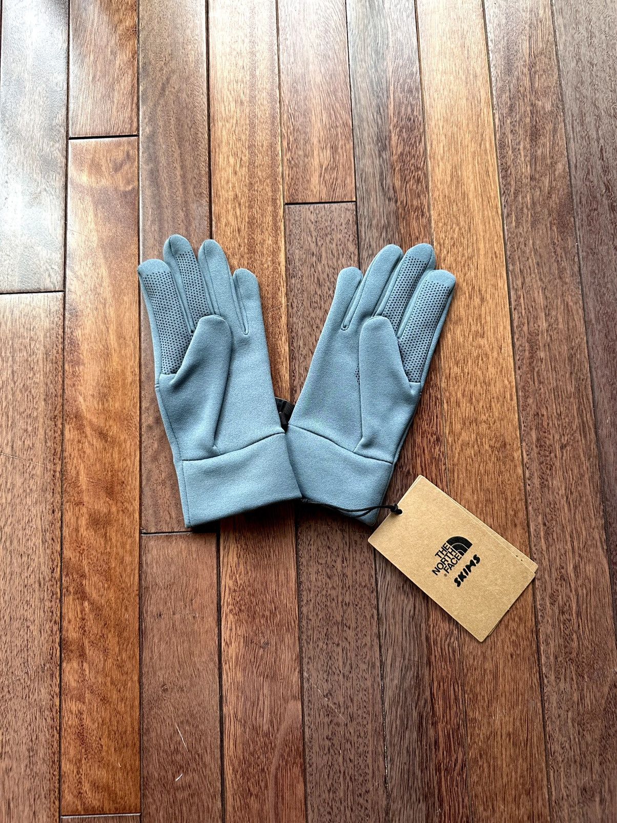 SKIMS × The North Face Skims x The North Face Gloves - XS - Kyanite - teal Size ONE SIZE - 3 Thumbnail