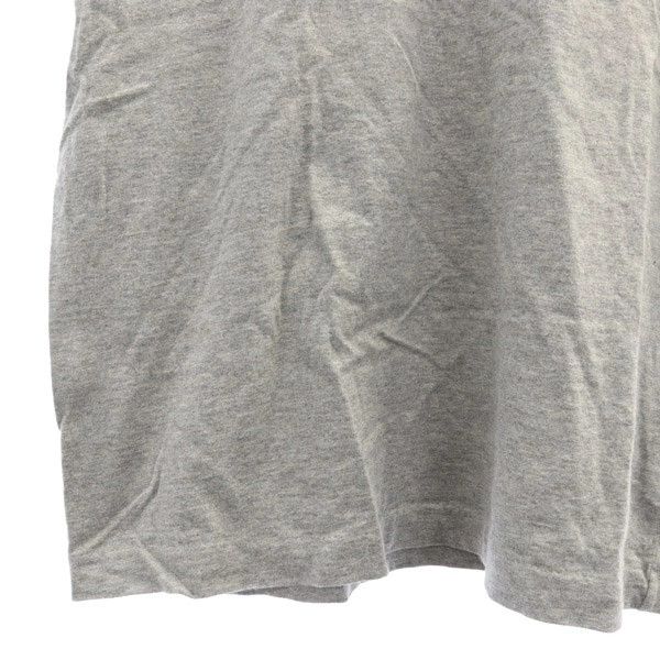 Comme des Garcons PLAY T-Shirts short sleeves one-point patch crew neck cotton Gray Size US M / EU 48-50 / 2 - 5 Thumbnail