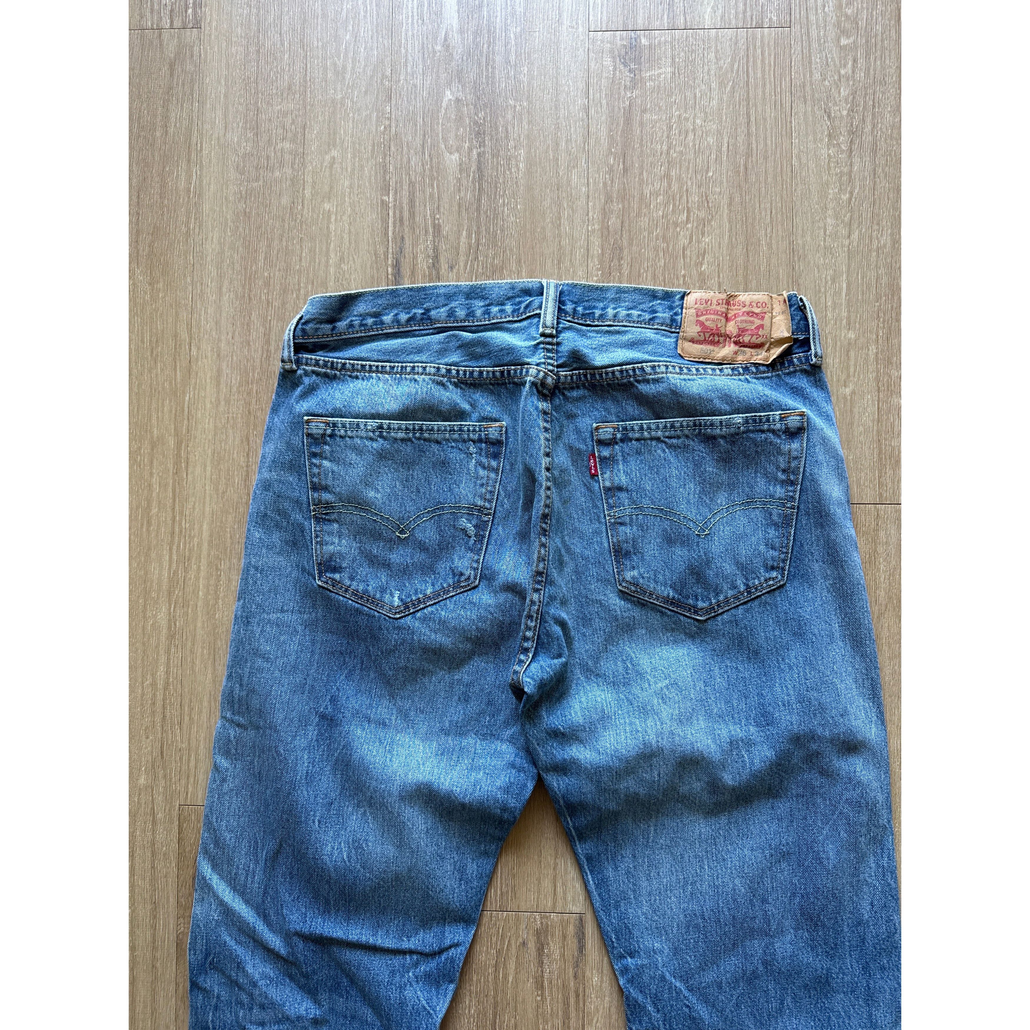 Levi's Levi’s Blue Denim Distressed Jeans Size US 36 / EU 52 - 2 Thumbnail