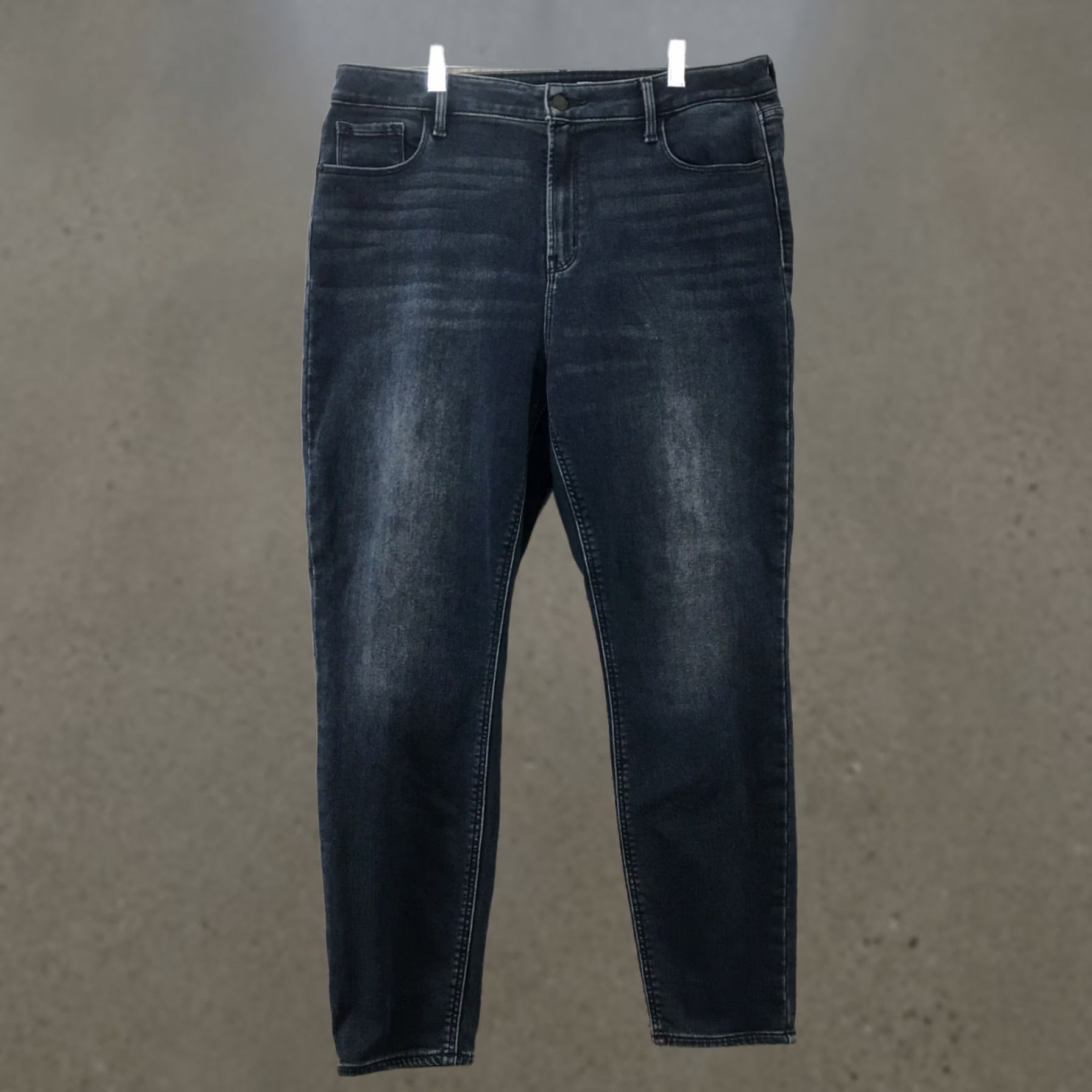 Old Navy Old Navy Rockstar Super Skinny Jeans Womens 16 Denim Zip Fly Blue Jeans Womens 16 Regular 34x28 Fast Shipping Size 38" / US 16 / IT 52 - 1 Thumbnail