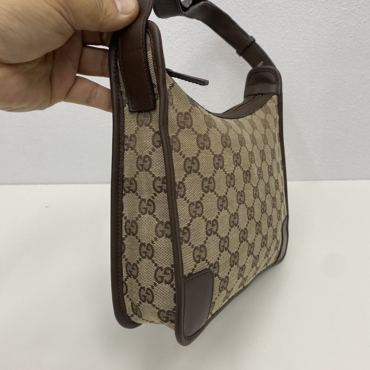 Gucci AUTHENTIC GUCCI GG CANVAS SHOULDER BAG Size ONE SIZE - 6 Thumbnail
