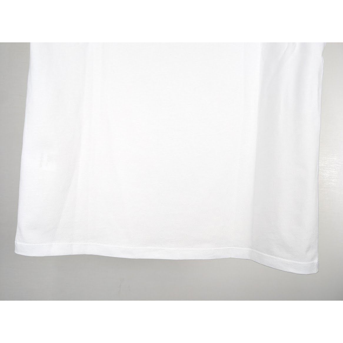 Balmain o1rshd1 Classic Logo T-Shirt in White Size US M / EU 48-50 / 2 - 13 Thumbnail
