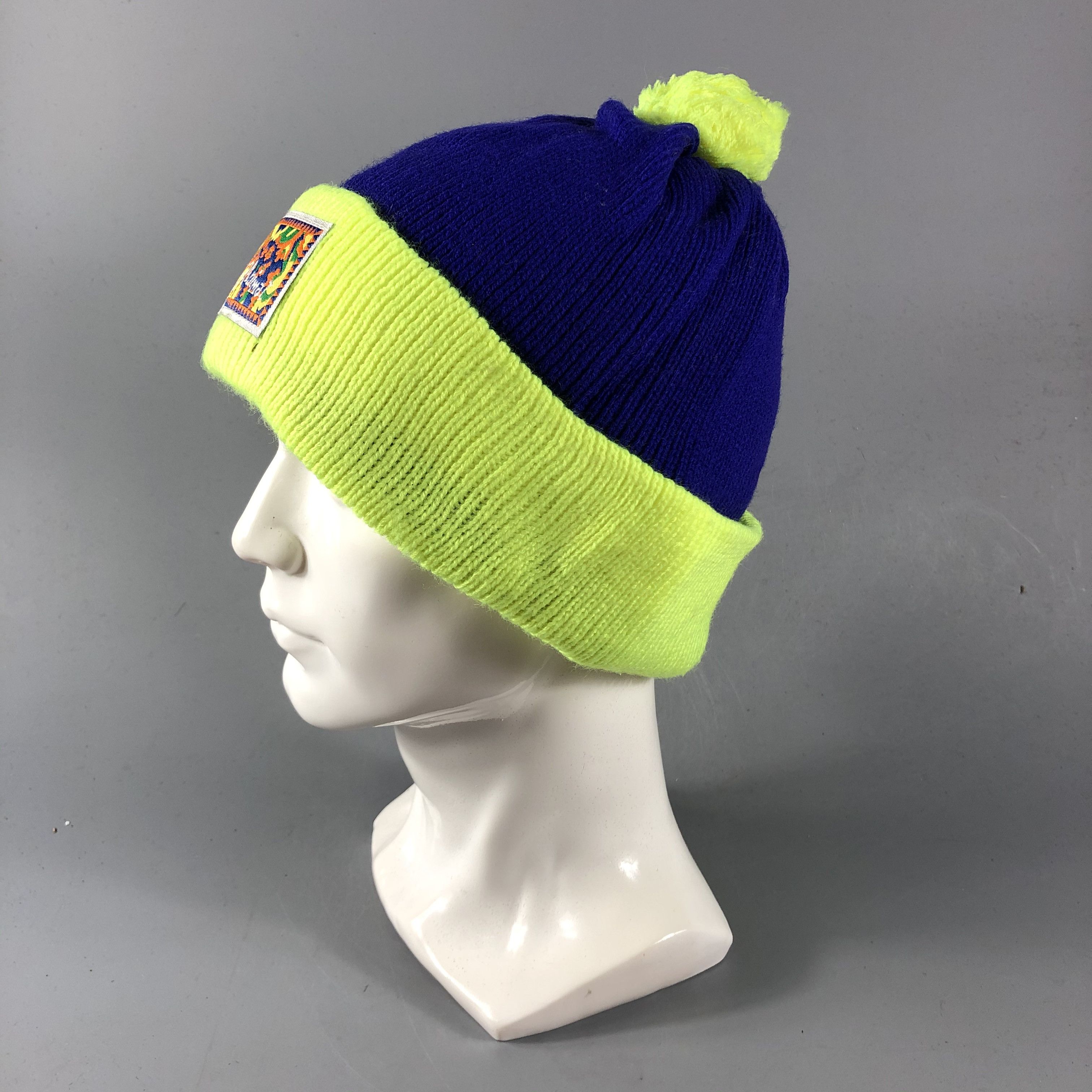 Japanese Brand Popa Animal Bobble Beanie Snowcap Snow Hat B619 Size ONE SIZE - 2 Thumbnail