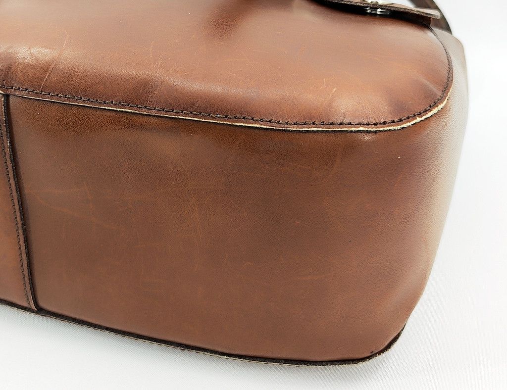 M0851 M0851 matador signature full leather tote bag shaped flap Size ONE SIZE - 10 Thumbnail