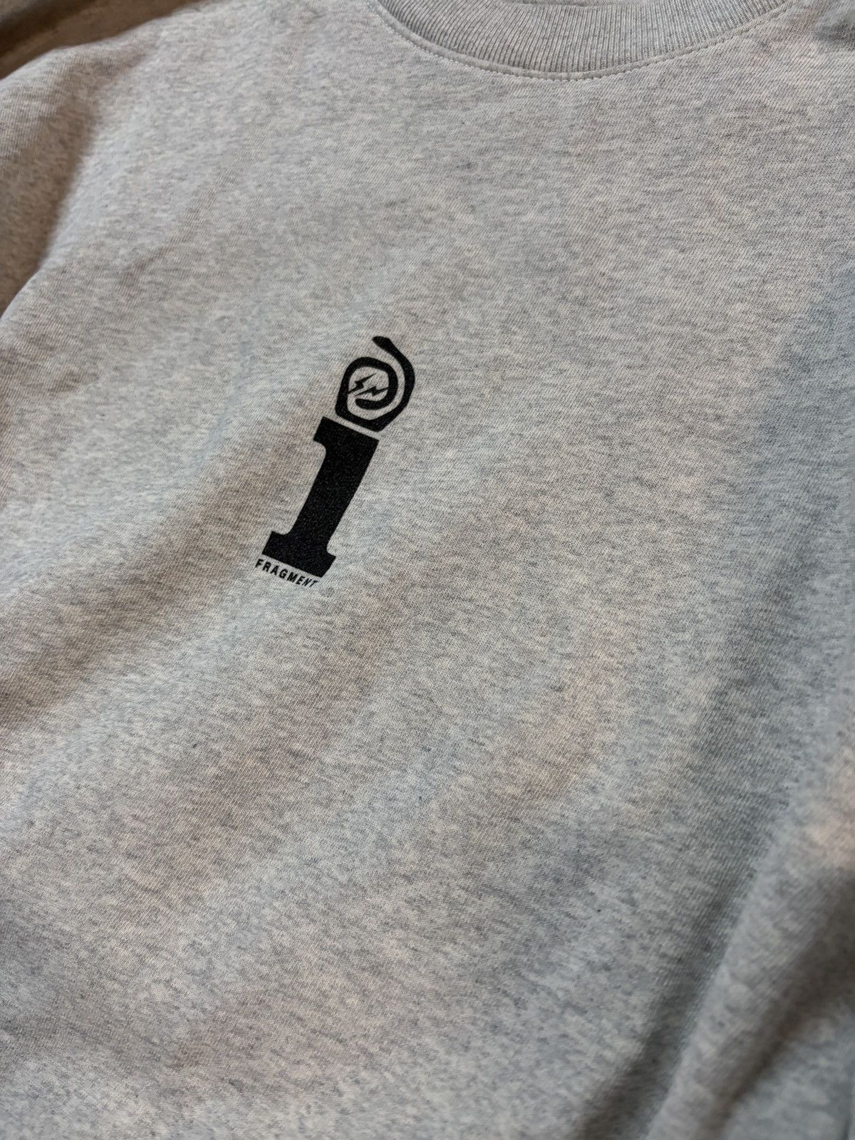 Fragment Design Fragment x Interscope Center Logo Sweatshirt Light Gray Med Size US M / EU 48-50 / 2 - 2 Thumbnail