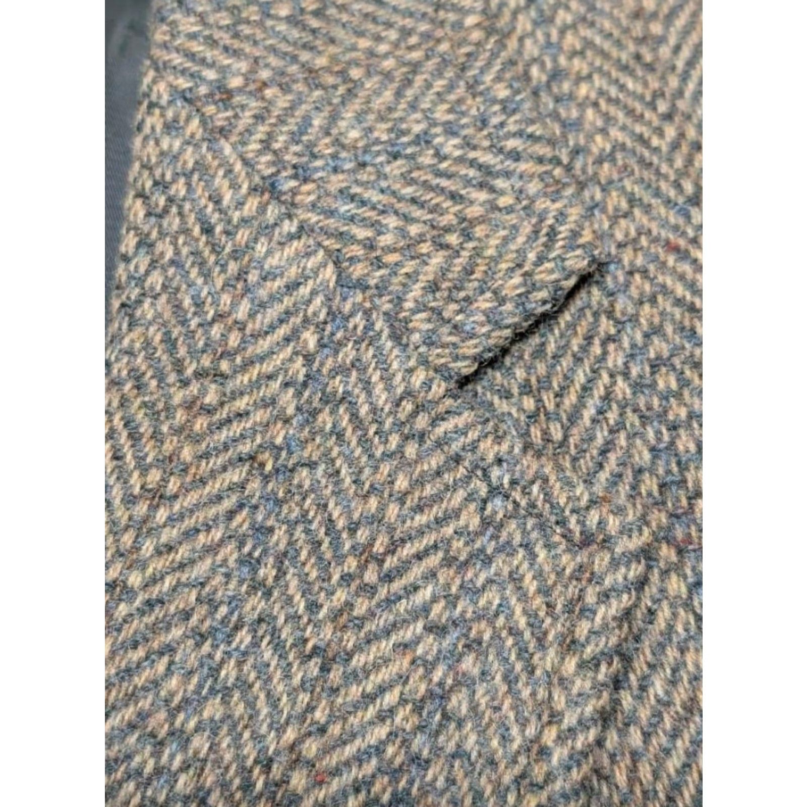 Vintage VINTAGE Kingsridge USA Blazer - Donegal Tweed Wool Herringbone Brown 42R Men’s Single-Breasted Two-Button Notch Lapel (Brown/Gray) Size 42R - 7 Thumbnail