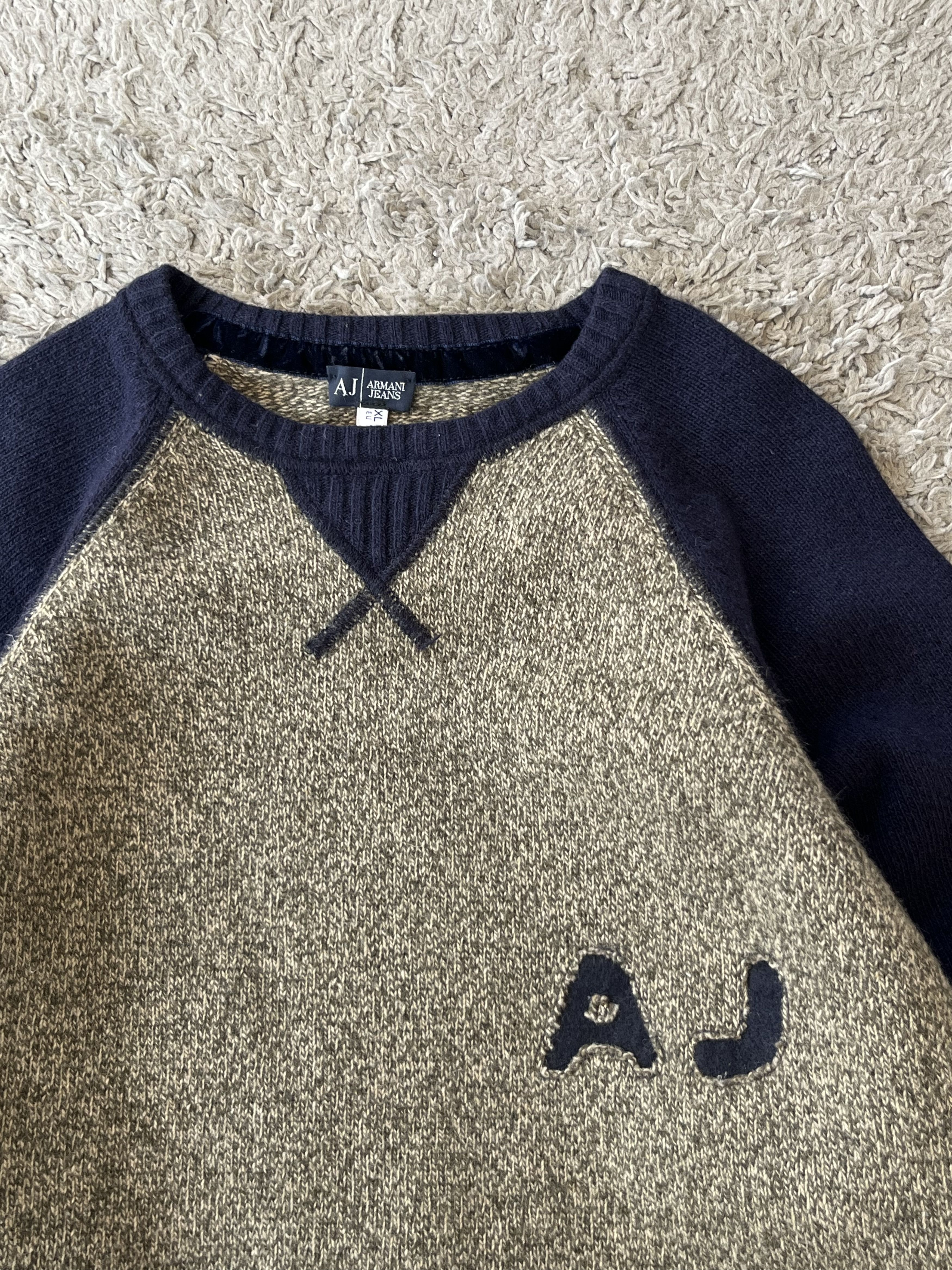 Giorgio Armani Vintage Armani Jeans Beige & Navy 00S Wool Knit Jumper Size US XL / EU 56 / 4 - 5 Thumbnail
