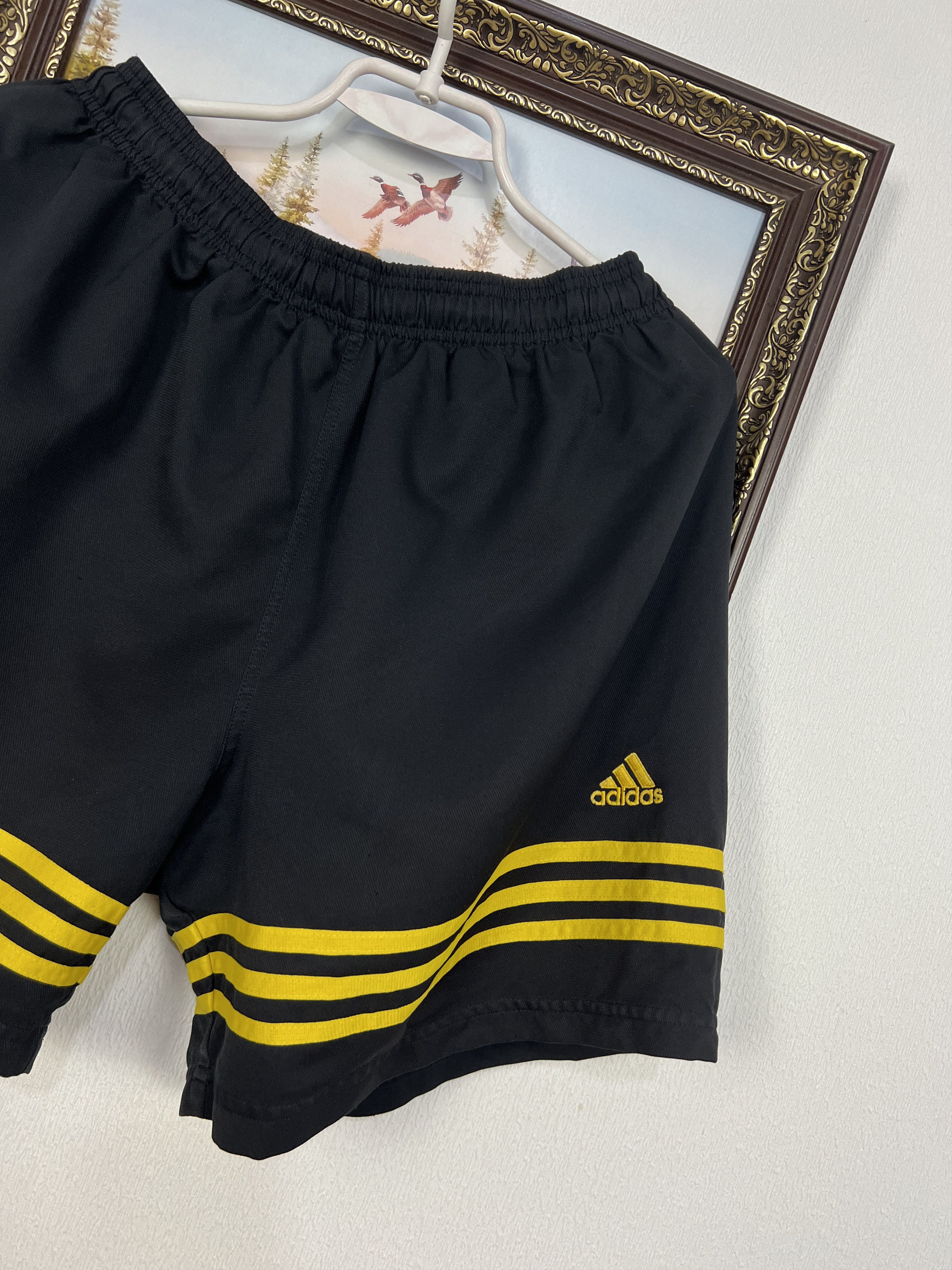 Adidas Vintage 90's Adidas Fenerbahce Football Shorts Soccer XL Size US 36 / EU 52 - 3 Thumbnail