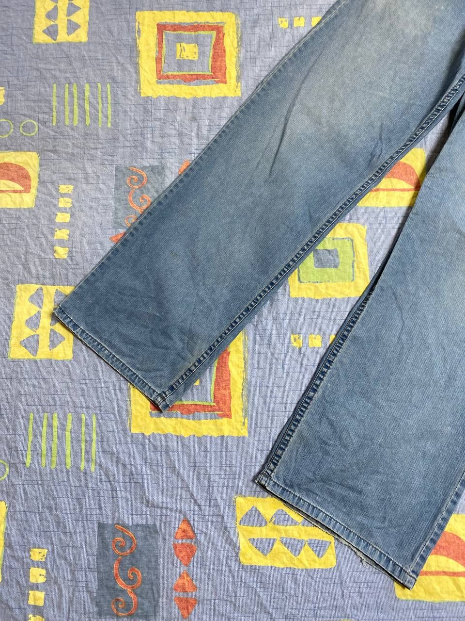 Levi's Vintage Levis Jeans Distressed Denim Size US 34 / EU 50 - 2 Thumbnail