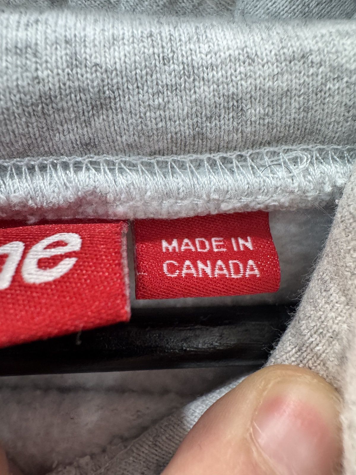 Supreme Supreme Gray Small Box Logo Hoodie Size US L / EU 52-54 / 3 - 5 Thumbnail