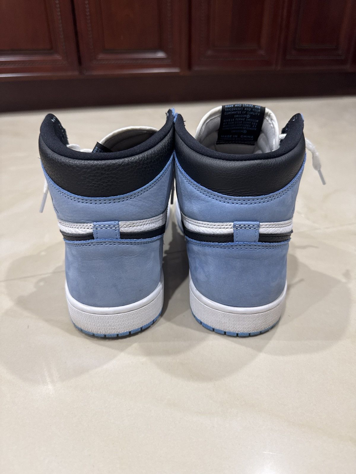Jordan Brand Air Jordan 1 UNC Size US 10.5 / EU 43-44 - 11 Thumbnail