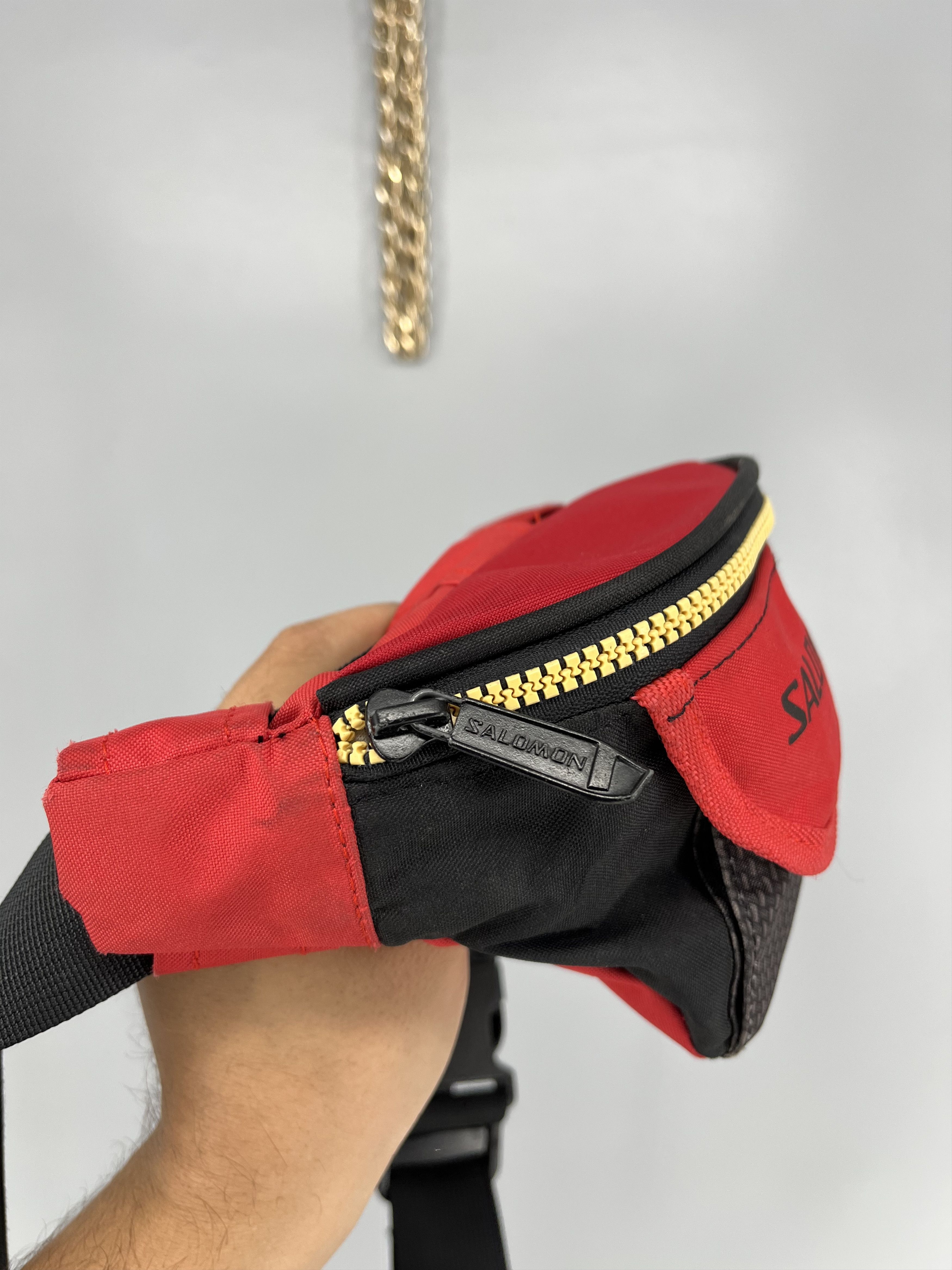 Salomon Vtg Salomon Fanny Pack Large Red Black Waist Bag Zippered Size ONE SIZE - 5 Thumbnail