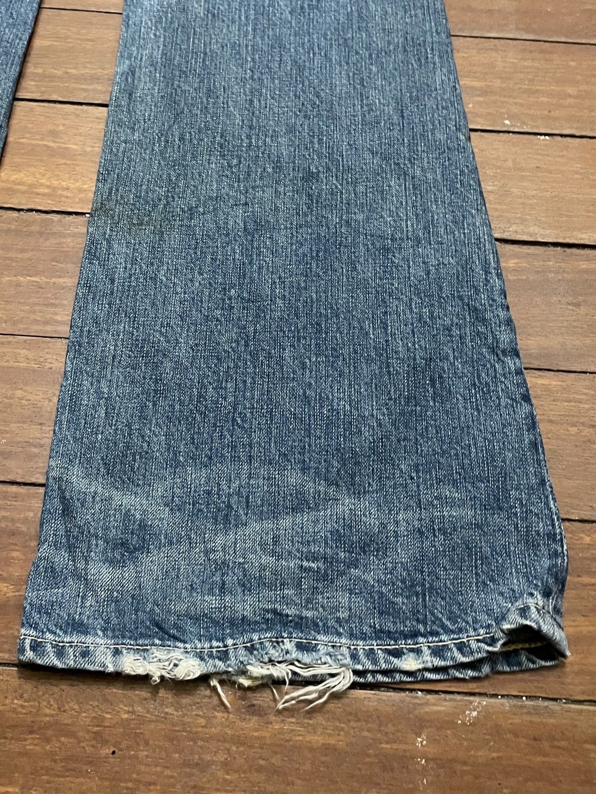 Le Grande Bleu (L.G.B.) Rare Vintage Japanese Brand Chip Pepper Flared Jeans 1990s Size US 31 - 8 Thumbnail