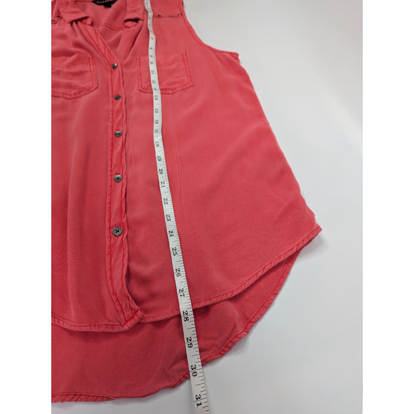 Vintage Rock & Republic Women Tank Top Shirt Sleeveless Studded Button V-Neck Casual Size Small Rayon Size L / US 10 / IT 46 - 3 Thumbnail