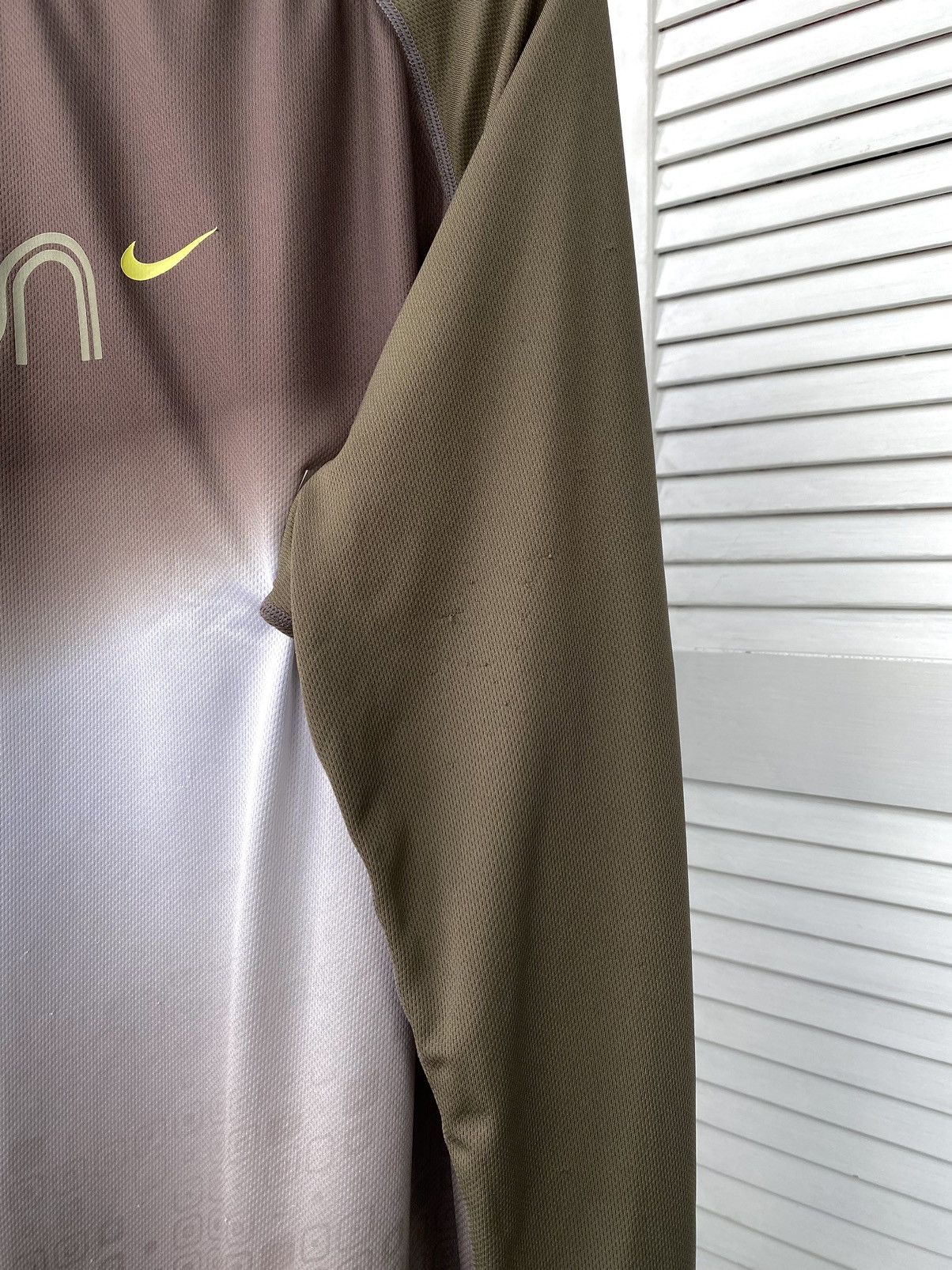 Nike × Vintage Nike Vintage Run Swoosh Travis Scott Long Sleeve Y2K Size US L / EU 52-54 / 3 - 8 Thumbnail