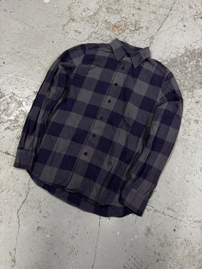 Givenchy Givenchy Grey & Navy Checkered Shirt Size US S / EU 44-46 / 1 - 2 Thumbnail