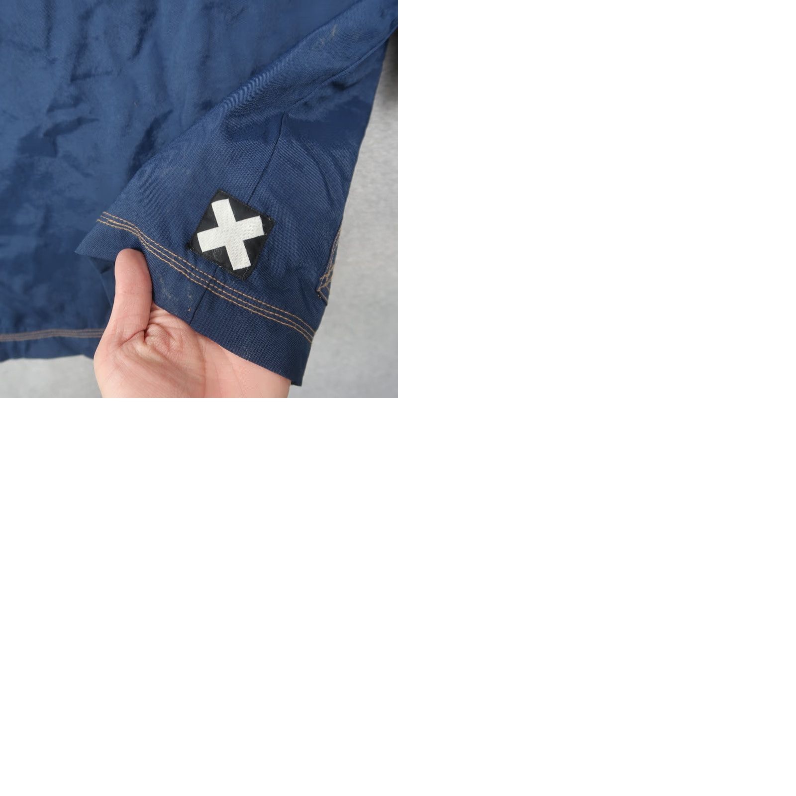 Quiksilver Vintage Quiksilver Nylon Jacket Mens L Blue Cross Logo 80s 90s Bomber Jacket Logo Decade Vintage Mens Regular Fit Winter Fall Spring Hoodie? Size US L / EU 52-54 / 3 - 10 Thumbnail
