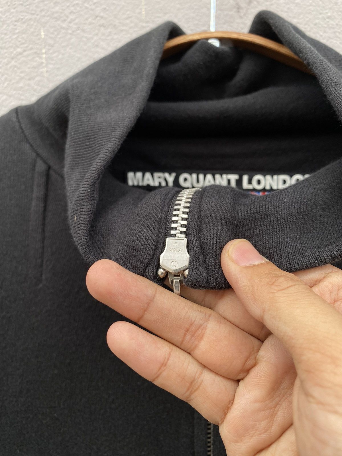 Designer × Japanese Brand 🔥MARY QUANT LONDON “Cosmetics Stuff” Embroidery Logo Sweater Size M / US 6-8 / IT 42-44 - 11 Thumbnail