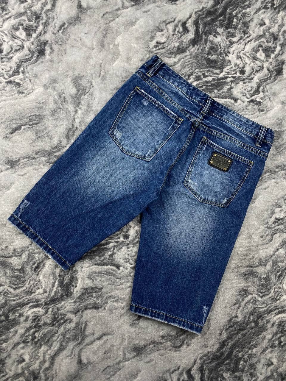 Dolce & Gabbana Dolce & Gabbana Denim Shorts Metal Logo Men Size 32 Blue Size US 32 / EU 48 - 1 Thumbnail