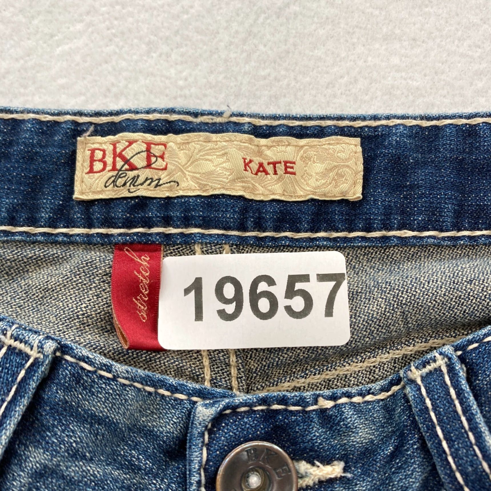 Vintage Buckle Bke Capri Jeans Women's 26 Kate Dark Wash Blue Stretch Denim Low Rise Size 26" / US 2 / IT 38 - 4 Thumbnail