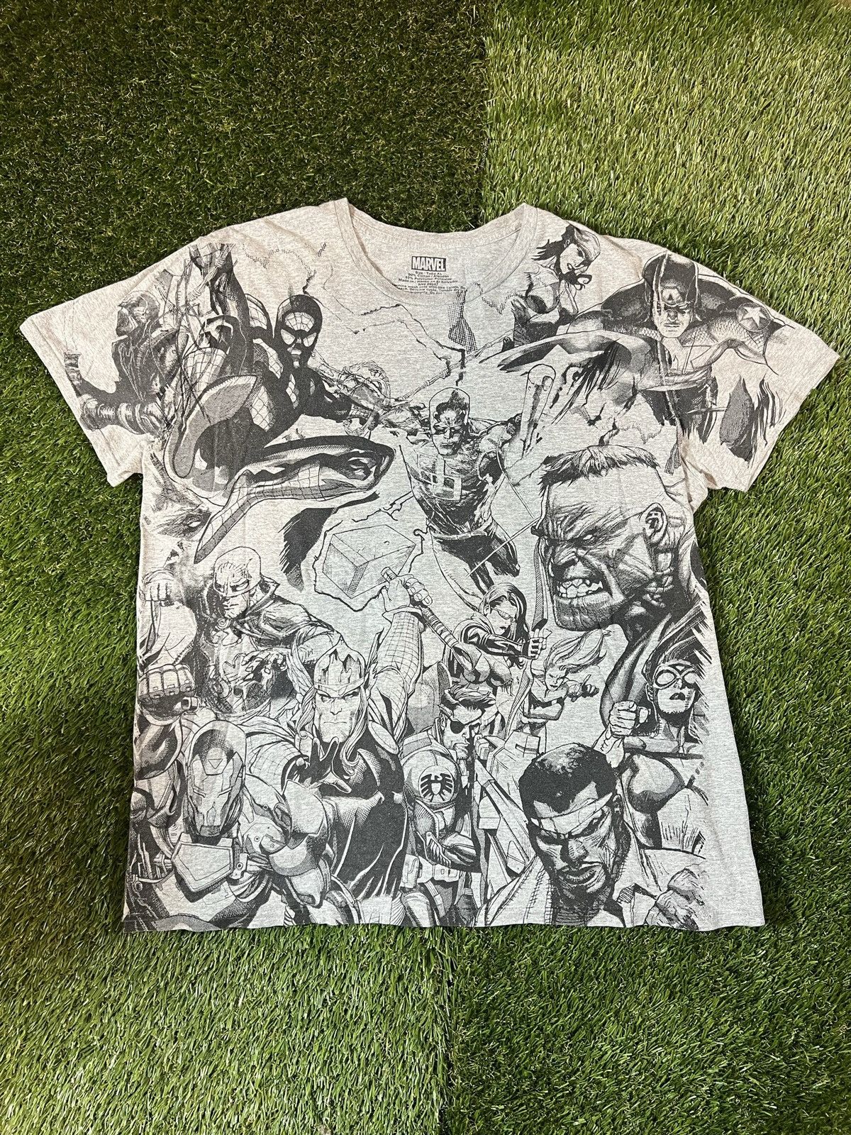Marvel Comics × Vintage Vintage Y2K All over Print Marvel Comics Superhero AOP Tee Size US XL / EU 56 / 4 - 1 Thumbnail