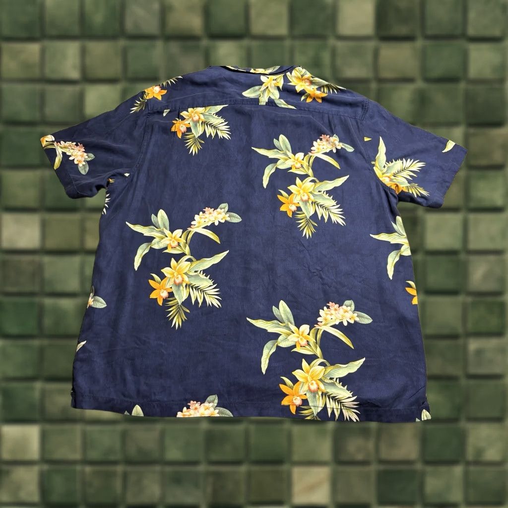 Tommy Bahama Tommy Bahama Hawaiian Shirt Mens 3XL XXXL 100% Silk Floral Blue Camp Shirt Short Sleeve Button-Up Collared Beach Tropical Size US XXL / EU 58 / 5 - 1 Thumbnail