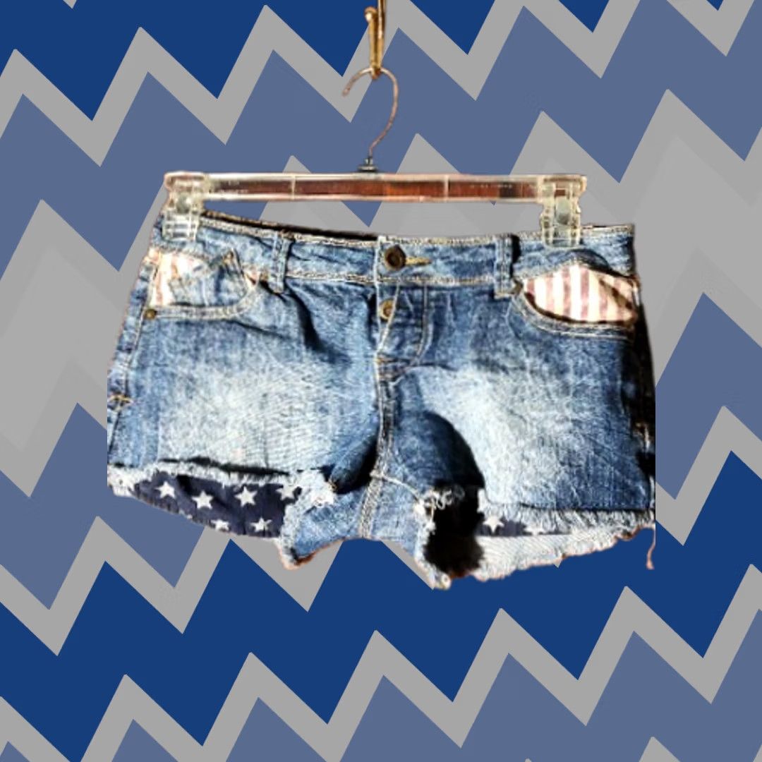 Vintage VINTAGE: No 1ST KISS Womens Jean Shorts SIZE 6 Flag Pockets Casual Denim Shorts Womens 6 Blue Pockets Summer Size 28" / US 6 / IT 42 - 1 Thumbnail
