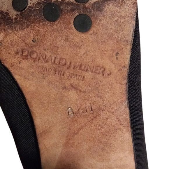 Donald Pliner Donald J Pliner Size 8.5M Women's Black Square-Toe Slip-On S Size US 8.5 / IT 38.5 - 11 Thumbnail