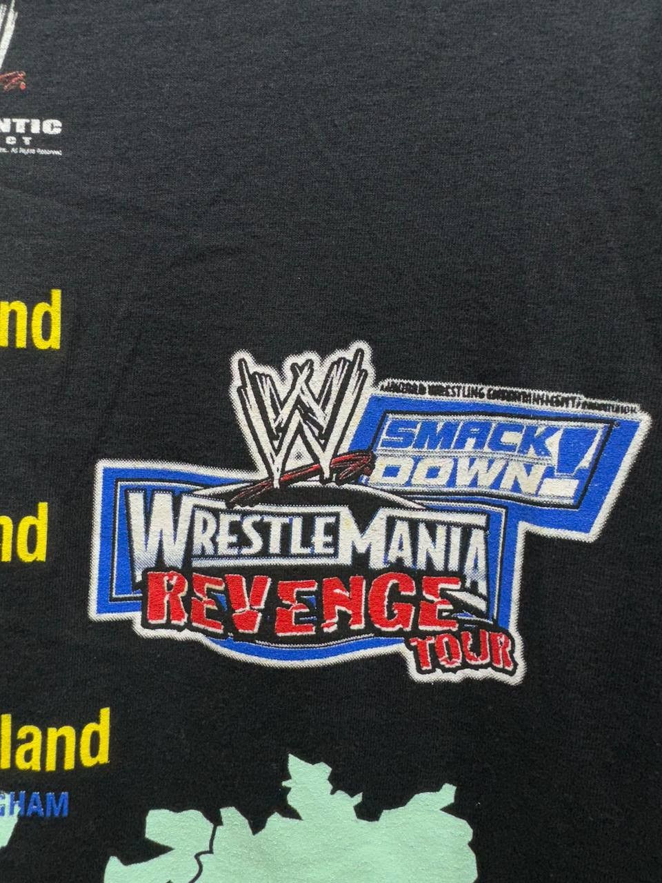 WWE WWE Wrestlemania revenge tour 2005 t-shirt Size US S / EU 44-46 / 1 - 10 Thumbnail