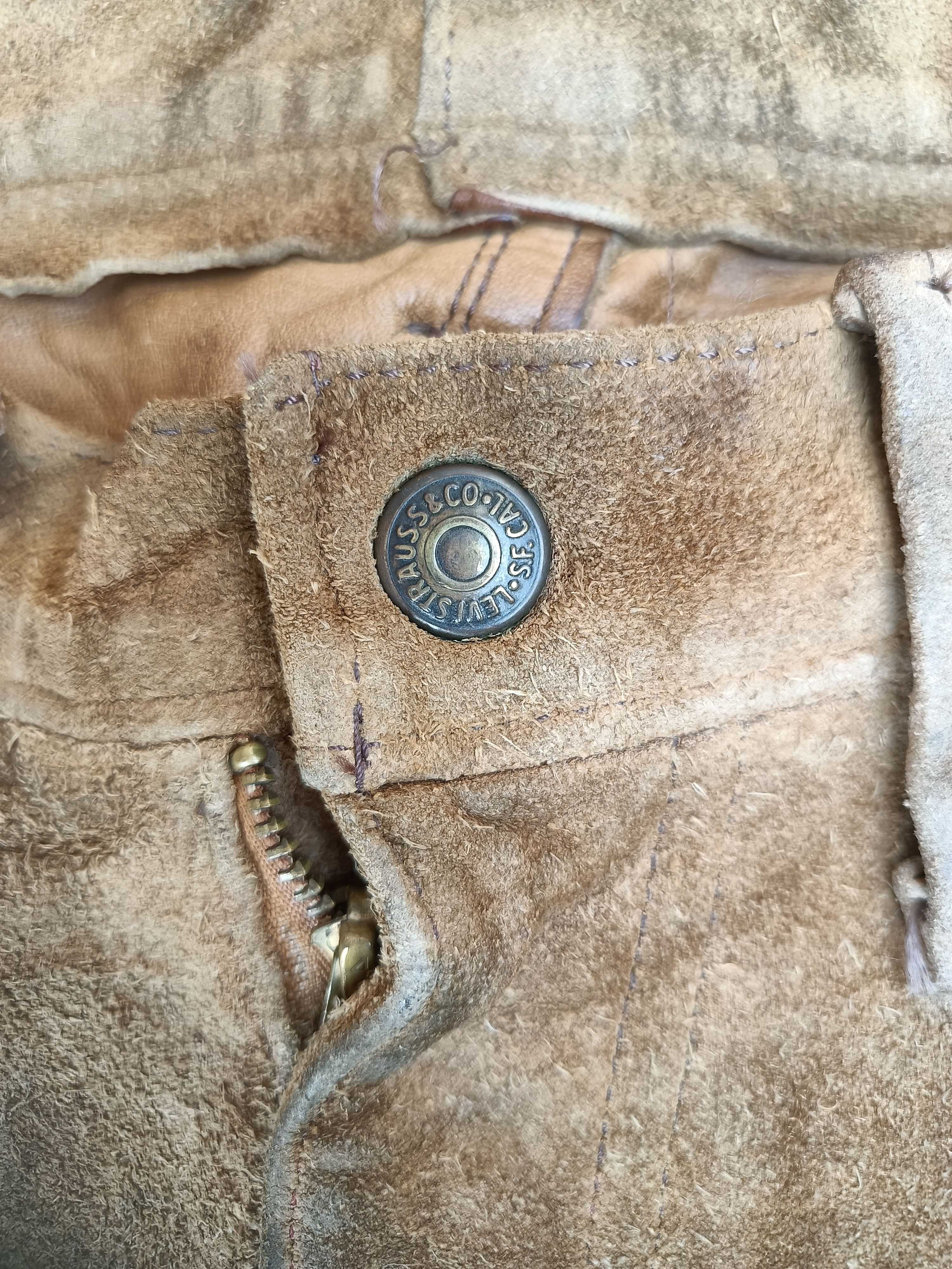 Levi's Vintage Clothing Distress Vintage 70s Levi's Leather Suede Flared Pants Size US 32 / EU 48 - 4 Thumbnail